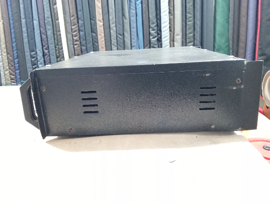 JBL  amplifier